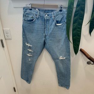 Levi’s skinny jeans 32x28 fit small